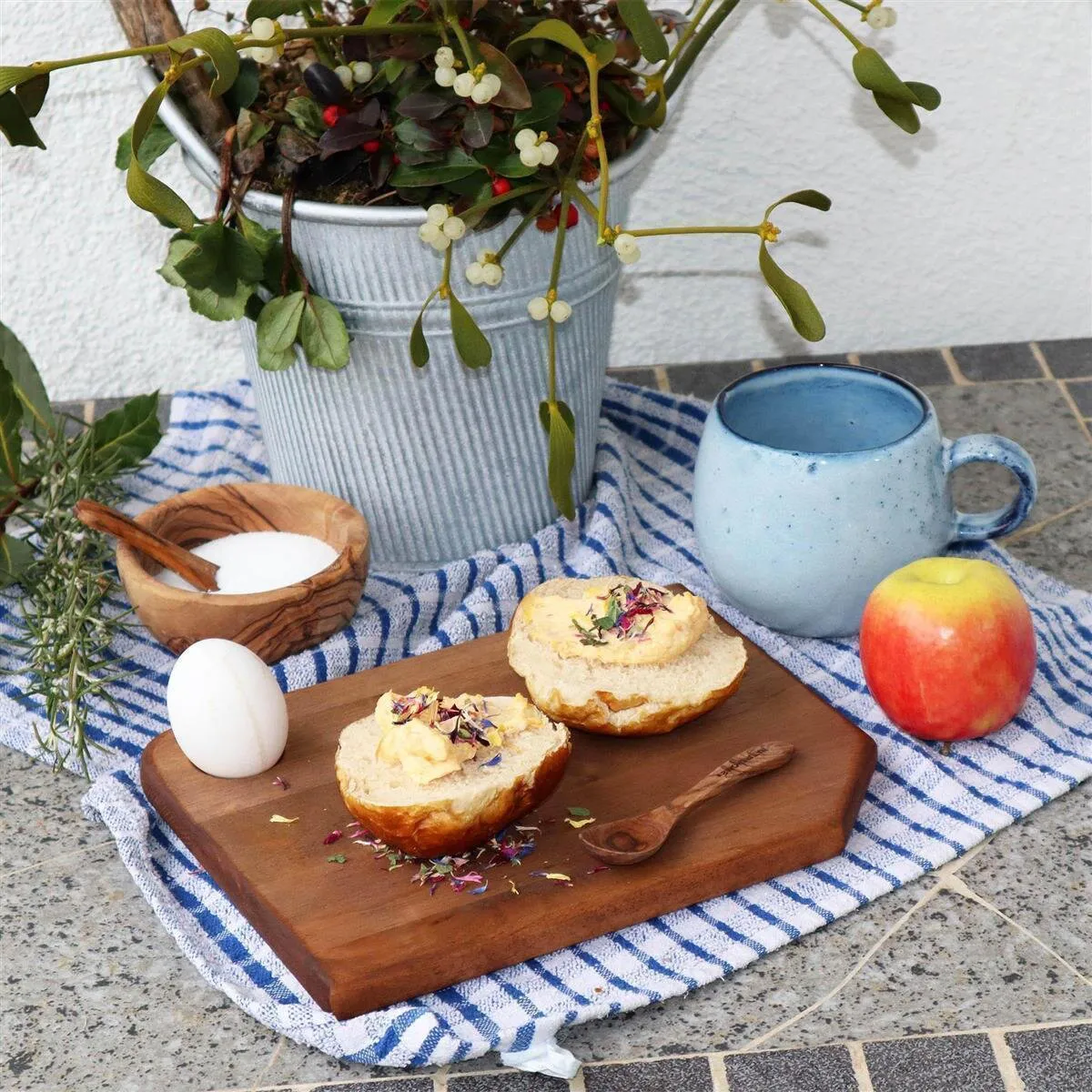 Cutting Board with Hanging Hole — photo 2
